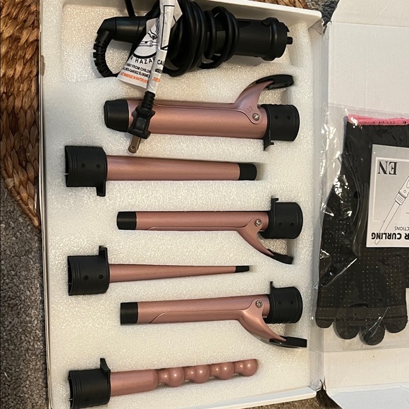 Rose Gold/Pink Curling Wand Set. Interchangeable wands - Picture 1 of 3